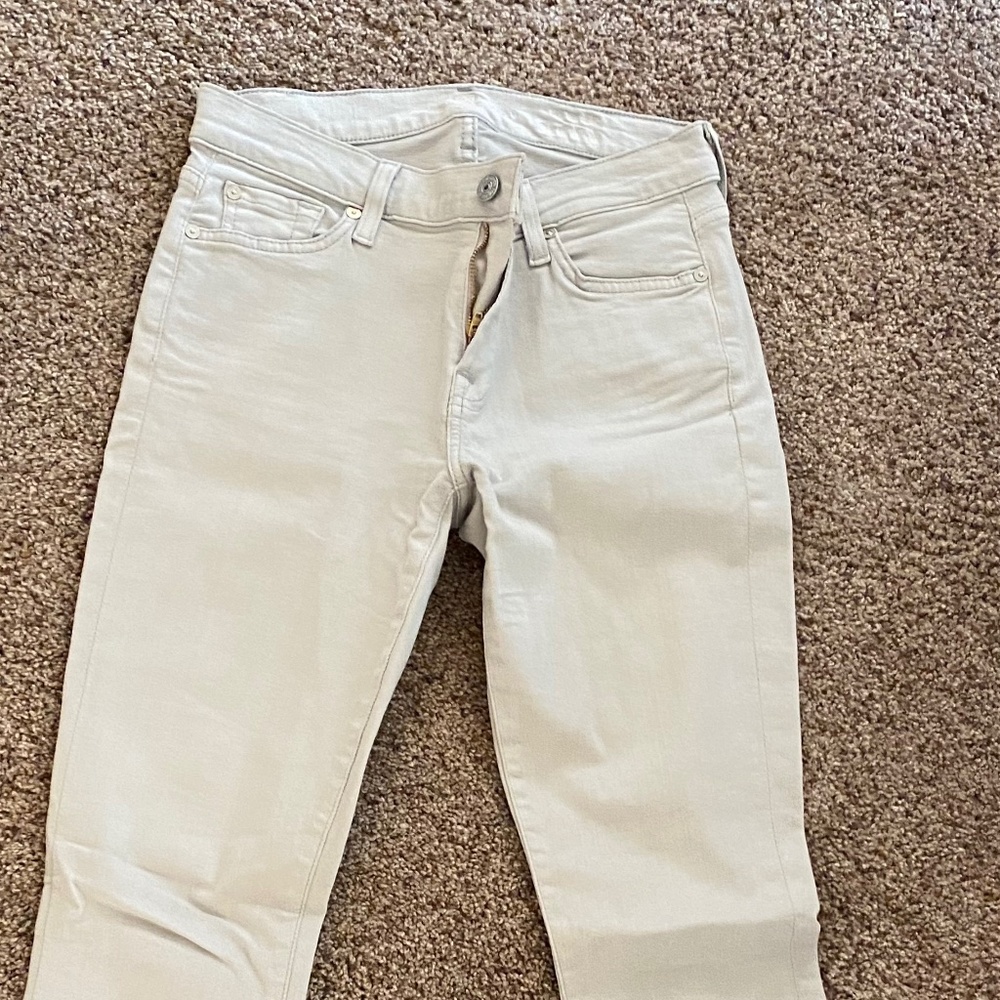 7 for All Mankind Ankle Skinny in grey size 27